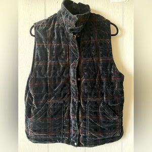 Jones New York Sport navy blue/grey red plaid quilted preppy collared vest